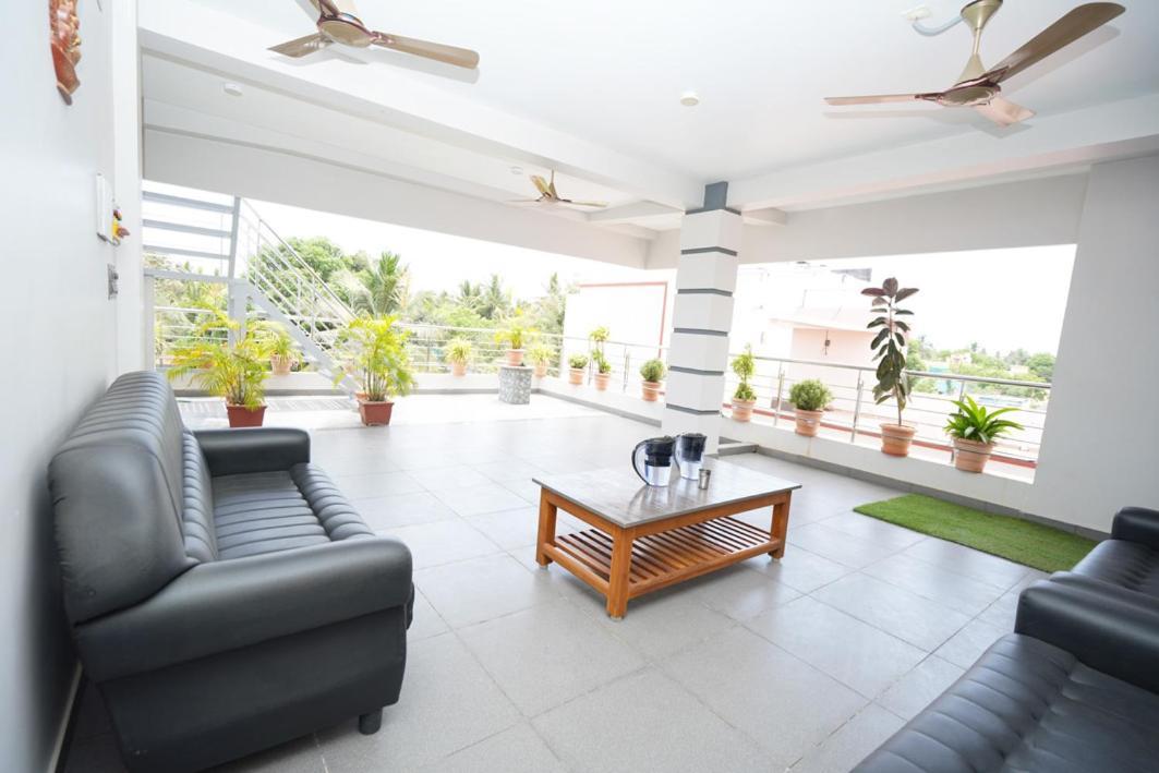 Hotel Goutham Residency Kadalur Exterior foto